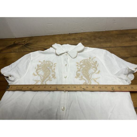 Allison New York Ivory Scalloped Embroidered Seahorse Top Small - Picture 9 of 11